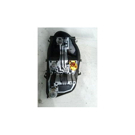 Platine feu arriere droit RENAULT CLIO 3 PHASE 1 d’occasion