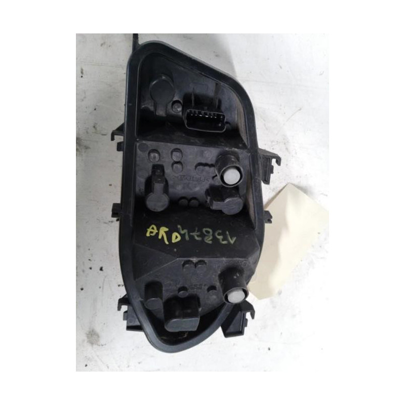 Platine feu arriere droit RENAULT CLIO 3 PHASE 1 d’occasion