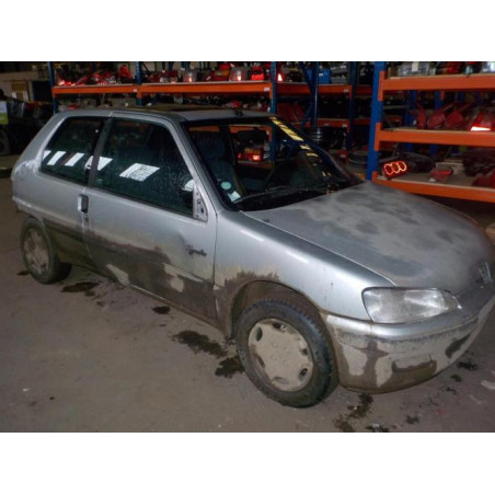 Ecrous PEUGEOT 106 PHASE 2 d’occasion