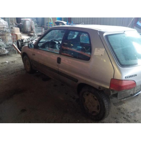 Ecrous PEUGEOT 106 PHASE 2 d’occasion