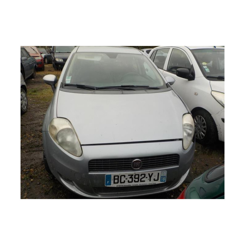 Ecrous FIAT GRANDE PUNTO d’occasion