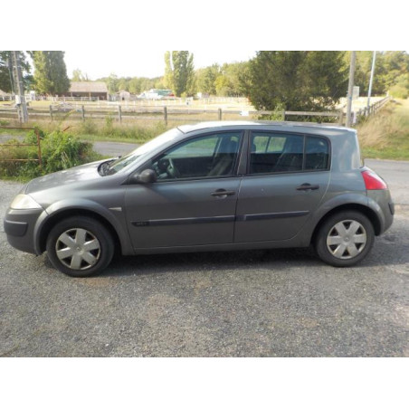 Ecrous RENAULT MEGANE 2 PHASE 1 d’occasion