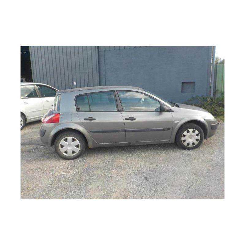 Ecrous RENAULT MEGANE 2 PHASE 1 d’occasion