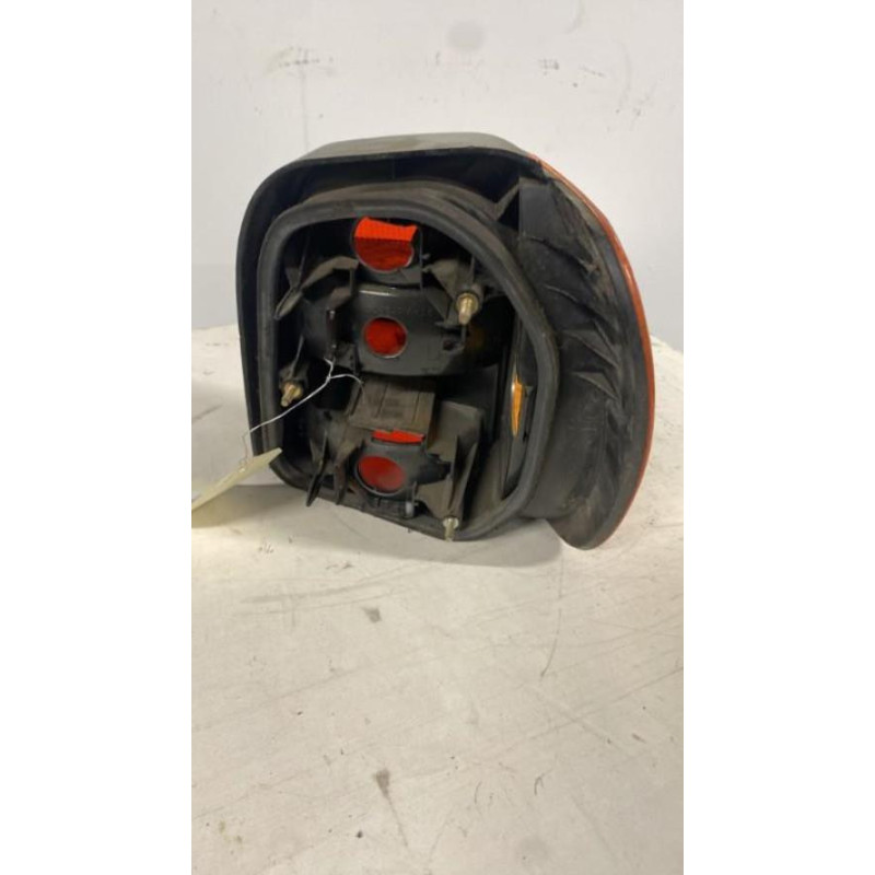 Feu arriere principal gauche (feux) VOLKSWAGEN POLO 3 PHASE 1 d’occasion