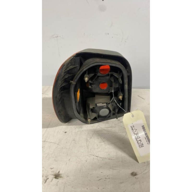 Feu arriere principal droit (feux) VOLKSWAGEN POLO 3 PHASE 1 d’occasion