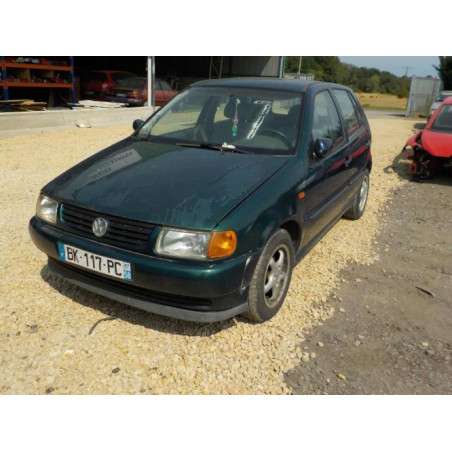 Feu arriere principal droit (feux) VOLKSWAGEN POLO 3 PHASE 1 d’occasion
