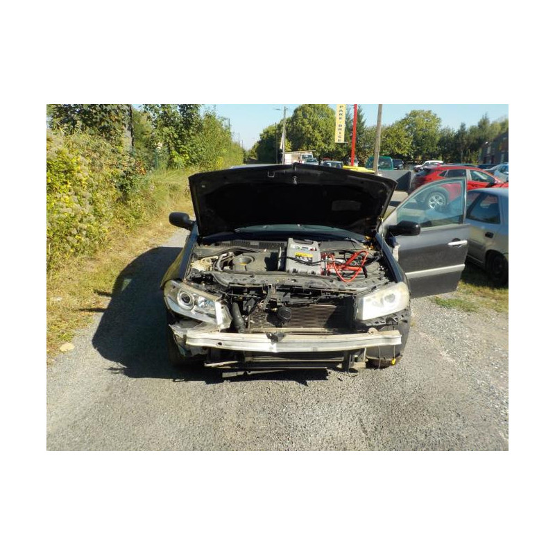 Feu arriere principal gauche (feux) RENAULT MEGANE 2 PHASE 2 d’occasion