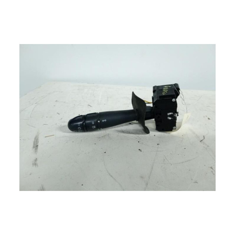 Commodo phare RENAULT CLIO 2 PHASE 2 d’occasion