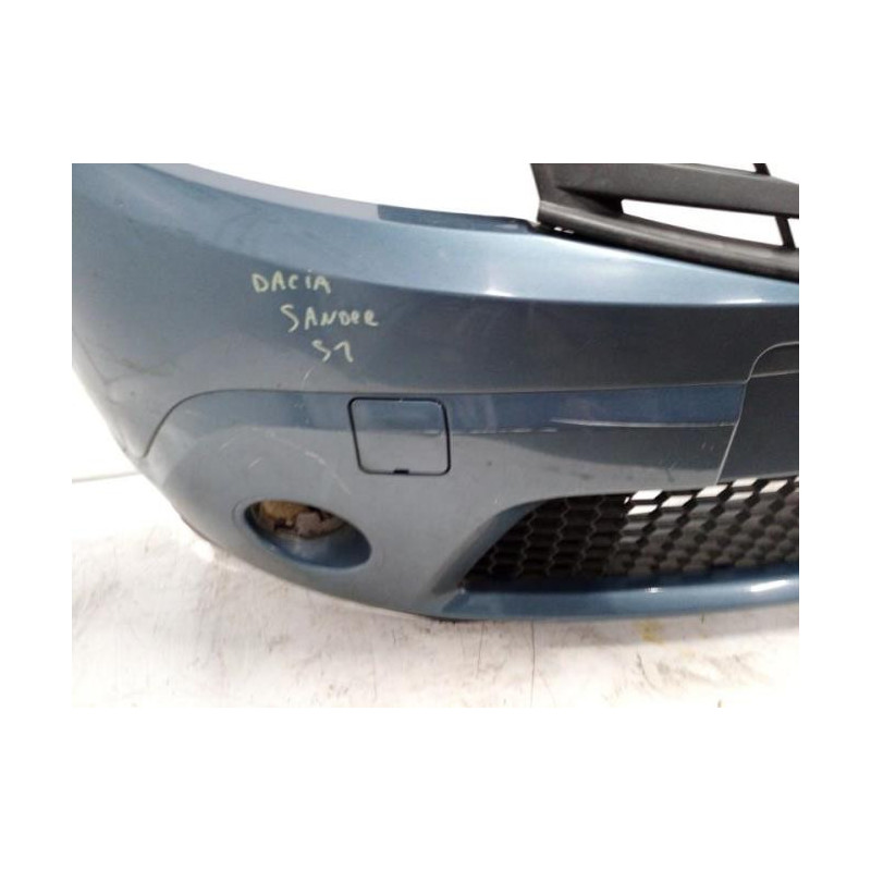Pare choc avant DACIA SANDERO 1 d’occasion