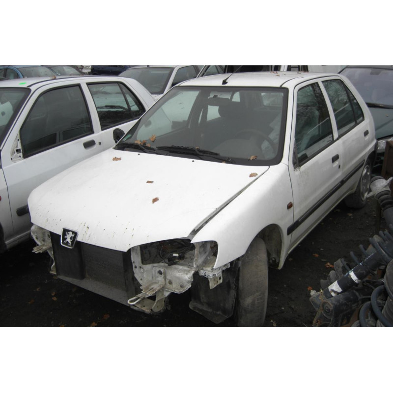 Pare choc arriere PEUGEOT 106 PHASE 2 d’occasion