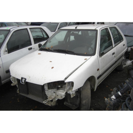 Pare choc arriere PEUGEOT 106 PHASE 2 d’occasion
