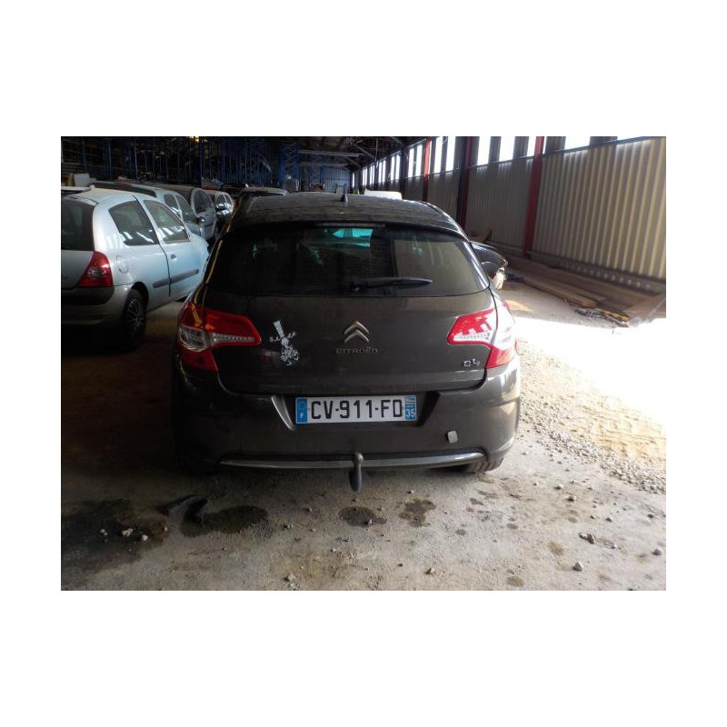 Pare boue arriere gauche CITROEN C4 2 PHASE 1 d’occasion