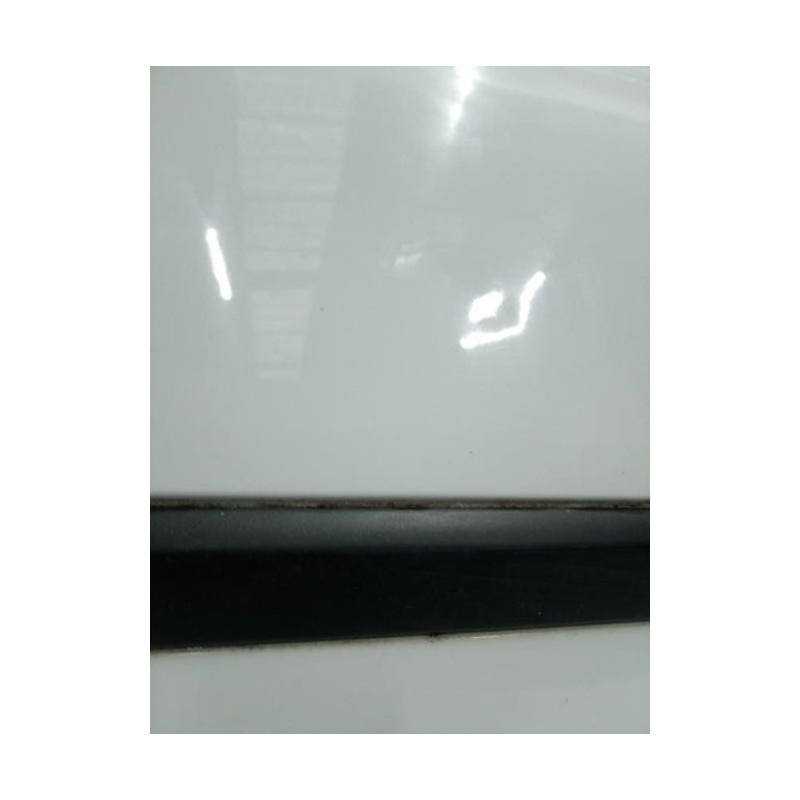 Porte avant droit RENAULT CLIO 3 PHASE 1 d’occasion