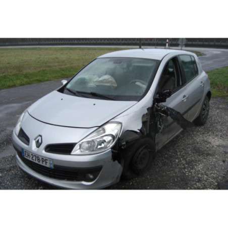 Porte avant droit RENAULT CLIO 3 PHASE 1 d’occasion