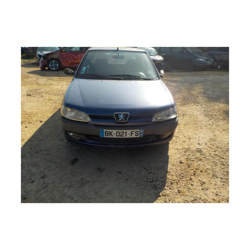 Calandre droite PEUGEOT 306 PHASE 2 d’occasion