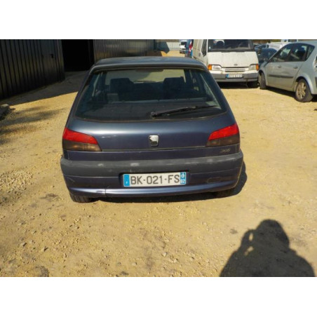 Calandre droite PEUGEOT 306 PHASE 2 d’occasion