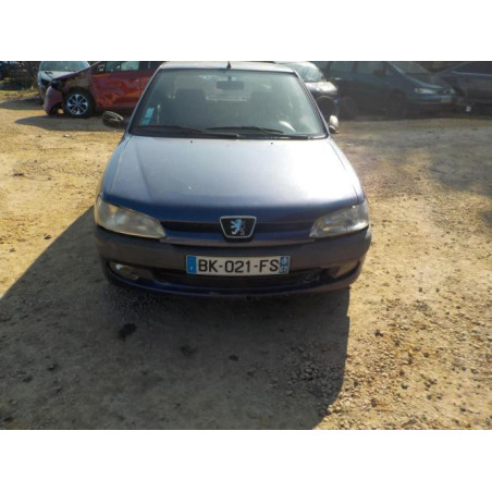 Calandre droite PEUGEOT 306 PHASE 2 d’occasion