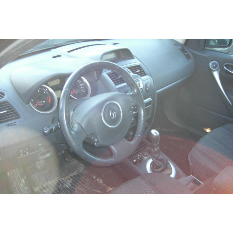 Porte arriere gauche RENAULT MEGANE 2 PHASE 2 BREAK d’occasion