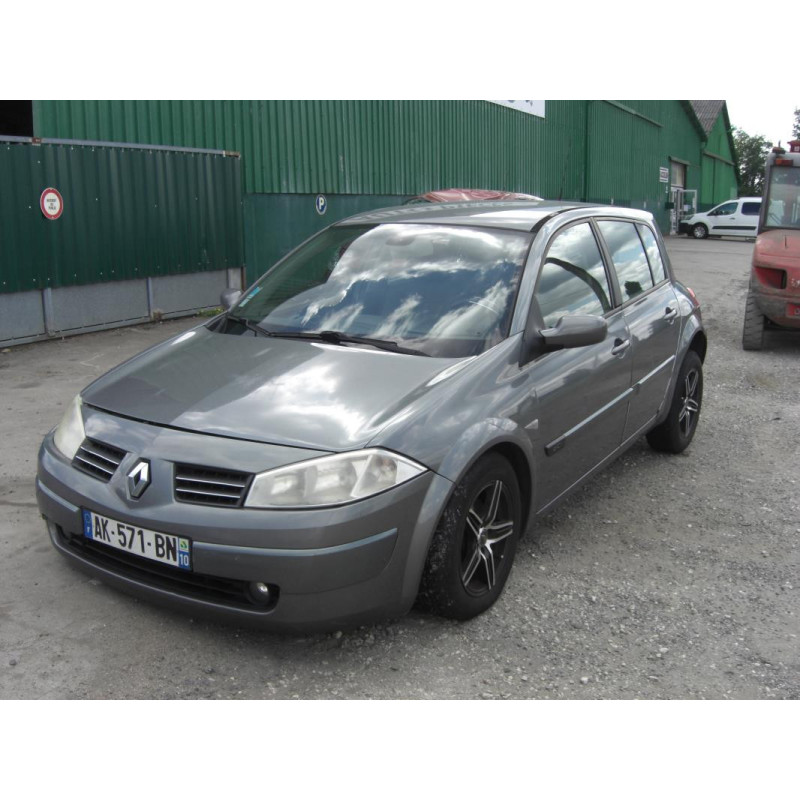 Pare choc avant RENAULT MEGANE 2 PHASE 1 d’occasion