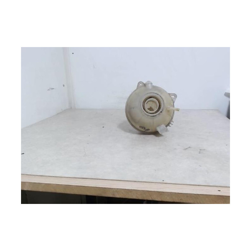 Vase d'expansion VOLKSWAGEN GOLF 4 d’occasion