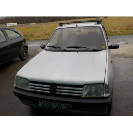 Leve vitre mecanique arriere gauche PEUGEOT 205 PHASE 2 d’occasion