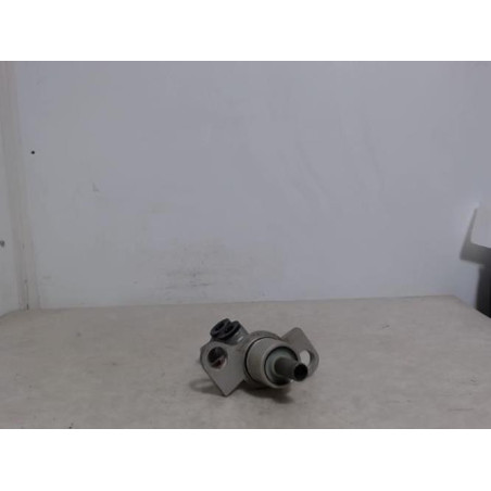 Maitre cylindre (freinage) VOLKSWAGEN PASSAT 4 PHASE 1 d’occasion