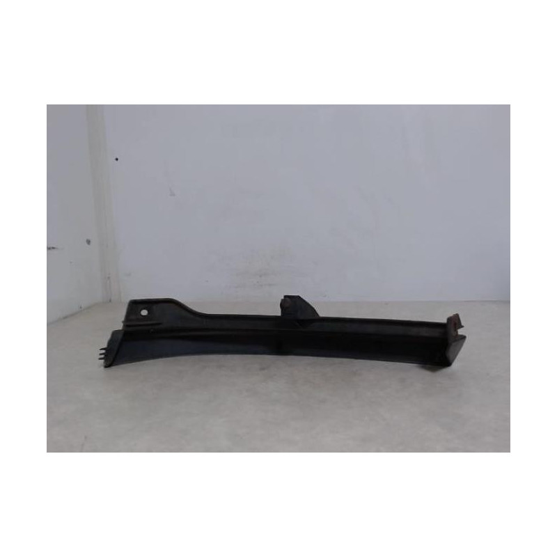Enjoliveur moustache optique avant gauche OPEL ZAFIRA A PHASE 2 d’occasion