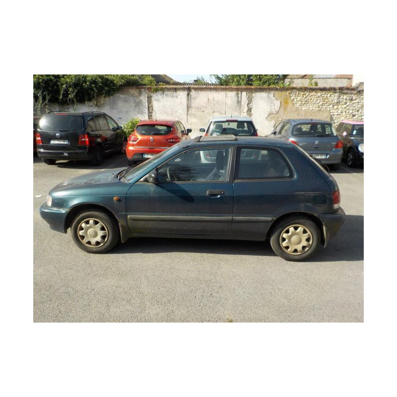 Enjoliveur moustache optique avant gauche OPEL ZAFIRA A PHASE 2 d’occasion