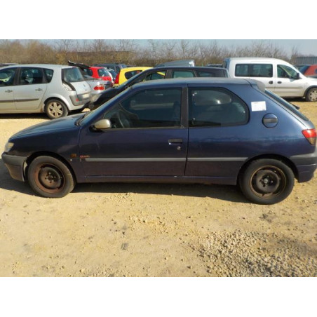 Optique avant principal droit (feux)(phare) PEUGEOT 306 PHASE 2 d’occasion