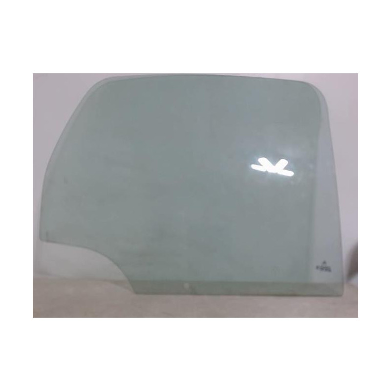 Vitre arriere droit CITROEN C3 1 PHASE 1 d’occasion