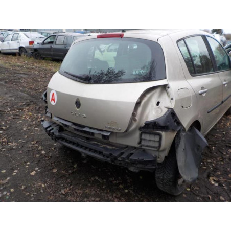 Vitre arriere gauche RENAULT CLIO 3 PHASE 1 d’occasion
