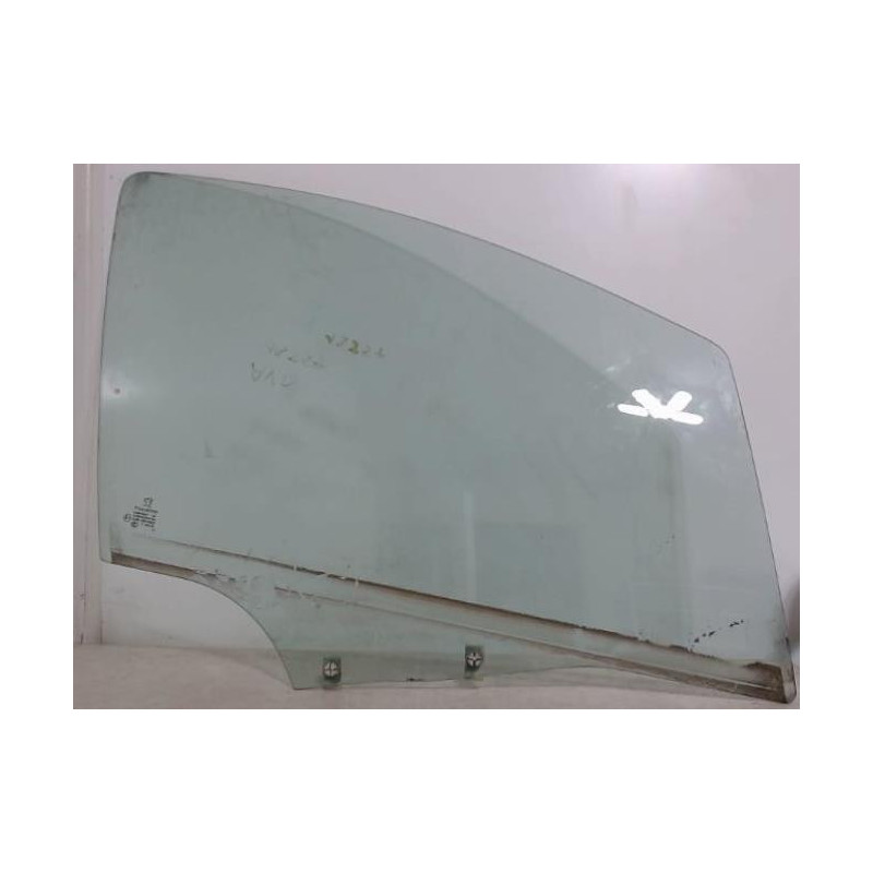 Vitre avant droit PEUGEOT 207 PHASE 1 d’occasion