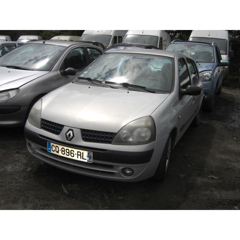 Poignee interieur avant gauche RENAULT CLIO 2 PHASE 2 d’occasion