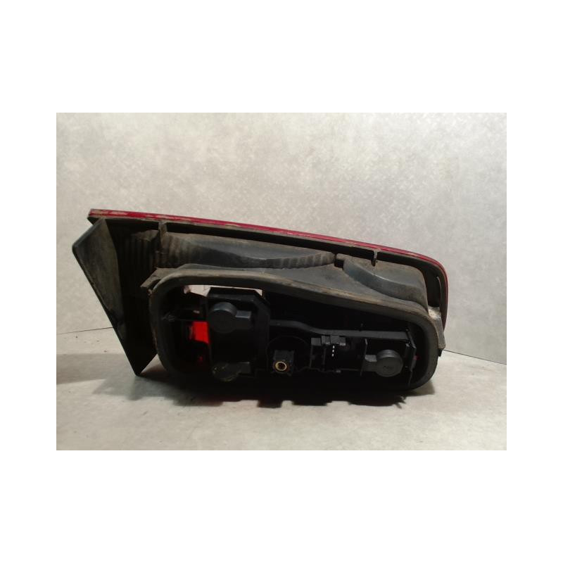 Feu arriere secondaire gauche (feux) RENAULT LAGUNA 2 PHASE 1 d’occasion