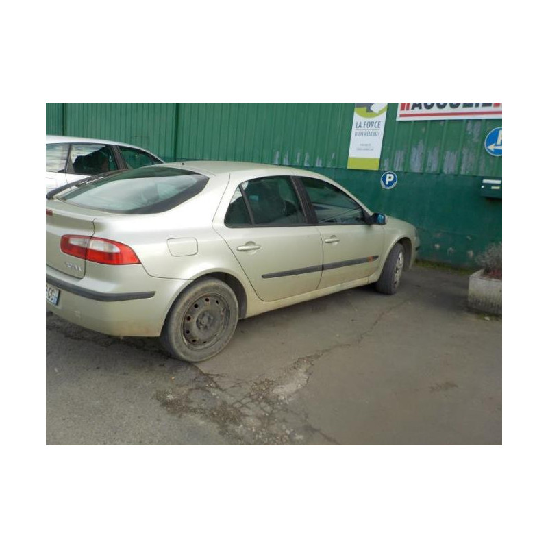 Feu arriere secondaire droit (feux) RENAULT LAGUNA 2 PHASE 1 d’occasion