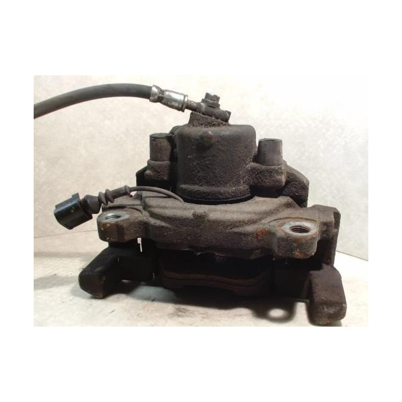 Etrier avant gauche (freinage) VOLKSWAGEN GOLF 5 d’occasion