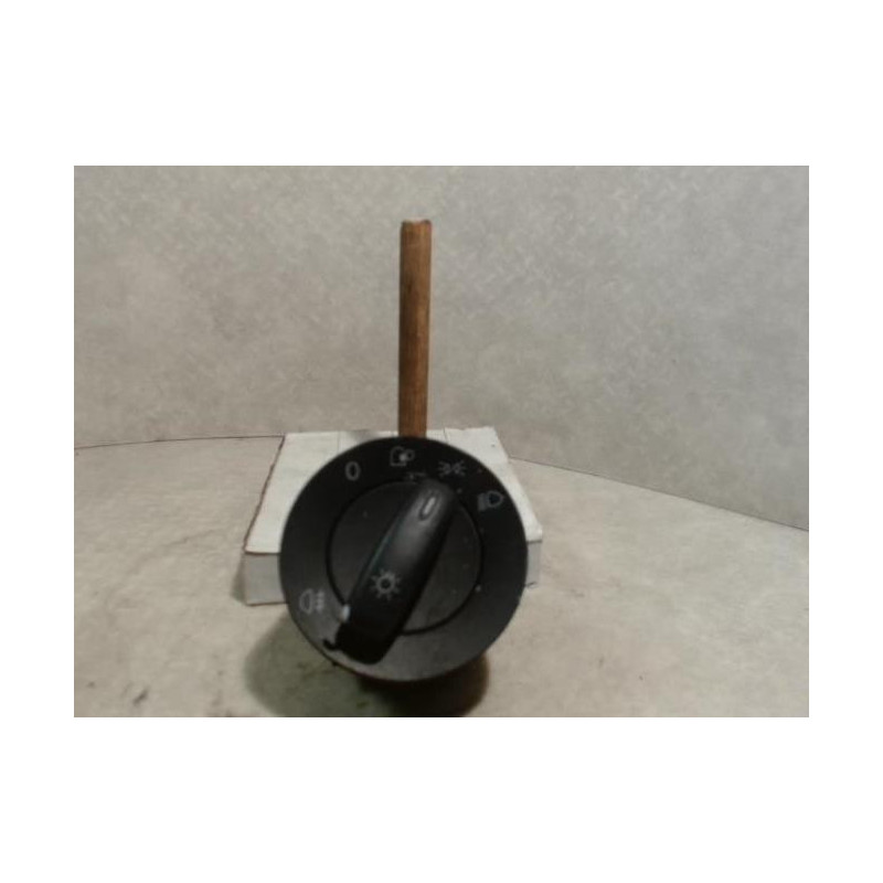 Commande de phare VOLKSWAGEN GOLF PLUS PHASE 1 d’occasion
