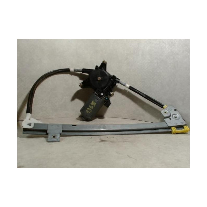Leve vitre mecanique arriere gauche RENAULT SCENIC 1 PHASE 1 d’occasion