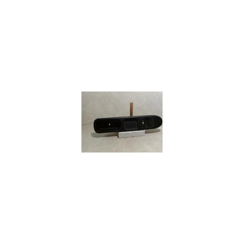 Interrupteur de leve vitre avant droit PEUGEOT 307 PHASE 1 d’occasion