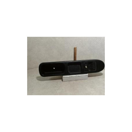 Interrupteur de leve vitre avant droit PEUGEOT 307 PHASE 1 d’occasion