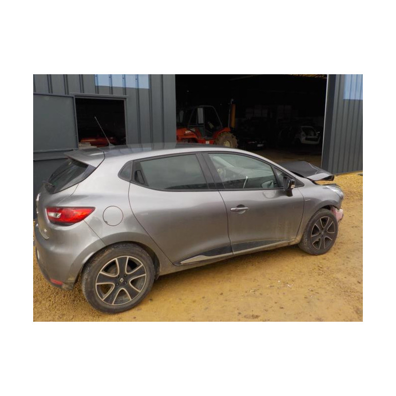 Feu arriere secondaire gauche (feux) RENAULT CLIO 4 PHASE 1 d’occasion