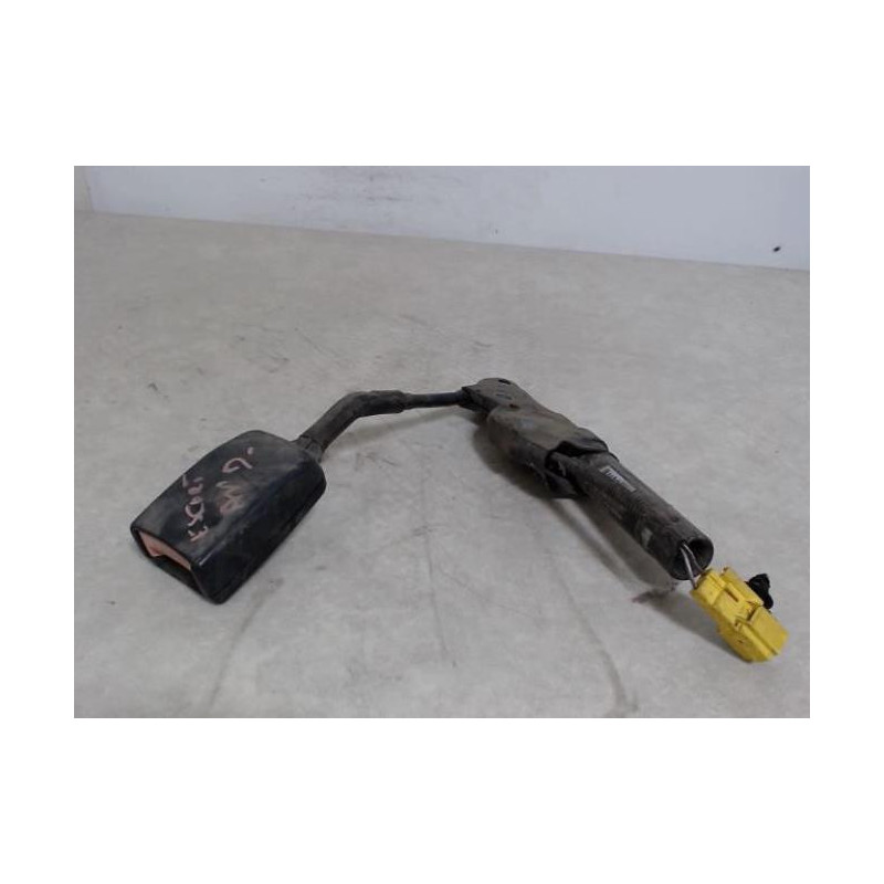 Pretensionneur de ceinture avant droit FORD ESCORT 4 d’occasion