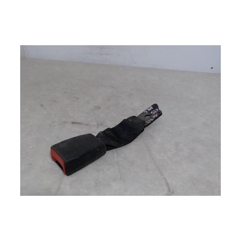 Attache ceinture arriere gauche BMW SERIE 5 E39 PHASE 1 d’occasion