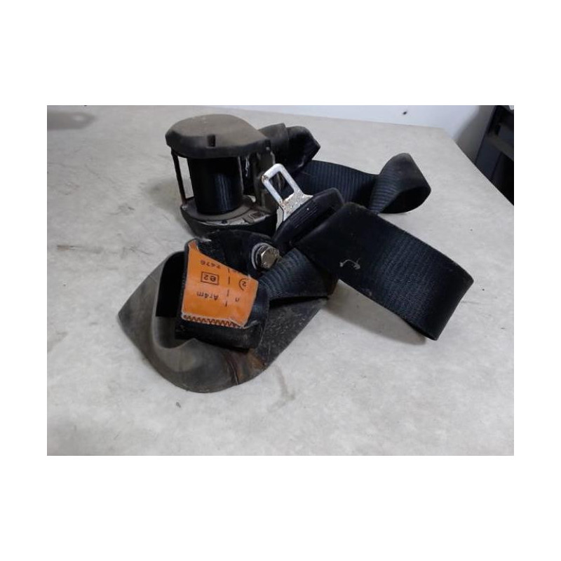Attache ceinture arriere droit FIAT CROMA 1 PHASE 1 d’occasion