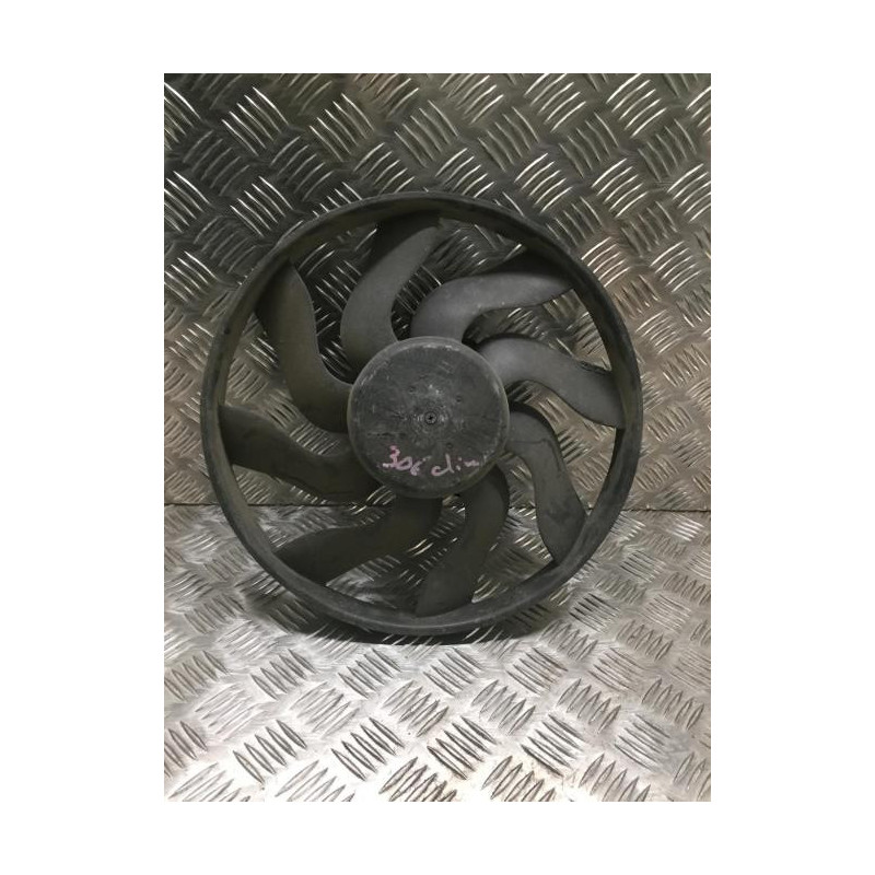 Helice de ventilateur RENAULT  d’occasion