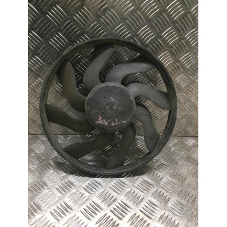 Helice de ventilateur RENAULT  d’occasion