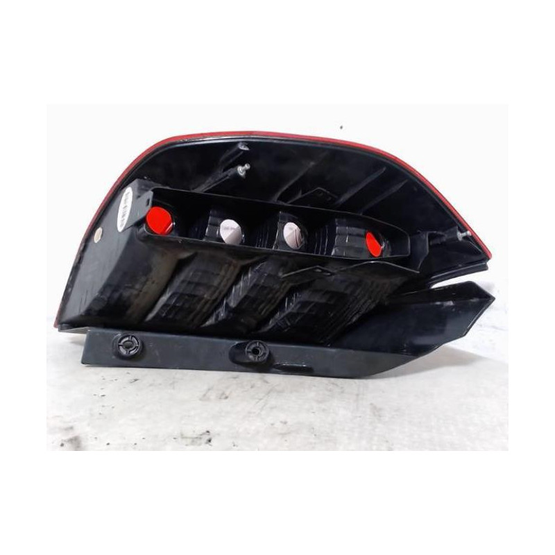 Feu arriere secondaire droit (feux) RENAULT SCENIC 2 PHASE 1 d’occasion