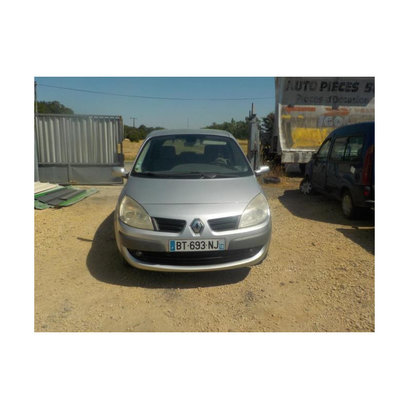 Feu arriere secondaire droit (feux) RENAULT SCENIC 2 PHASE 1 d’occasion