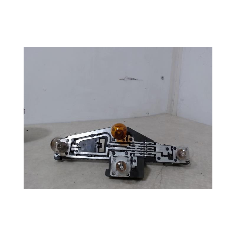 Platine feu arriere droit RENAULT LAGUNA 2 PHASE 1 BREAK d’occasion