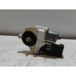 Moteur leve vitre avant droit PEUGEOT 407 PHASE 1 d’occasion